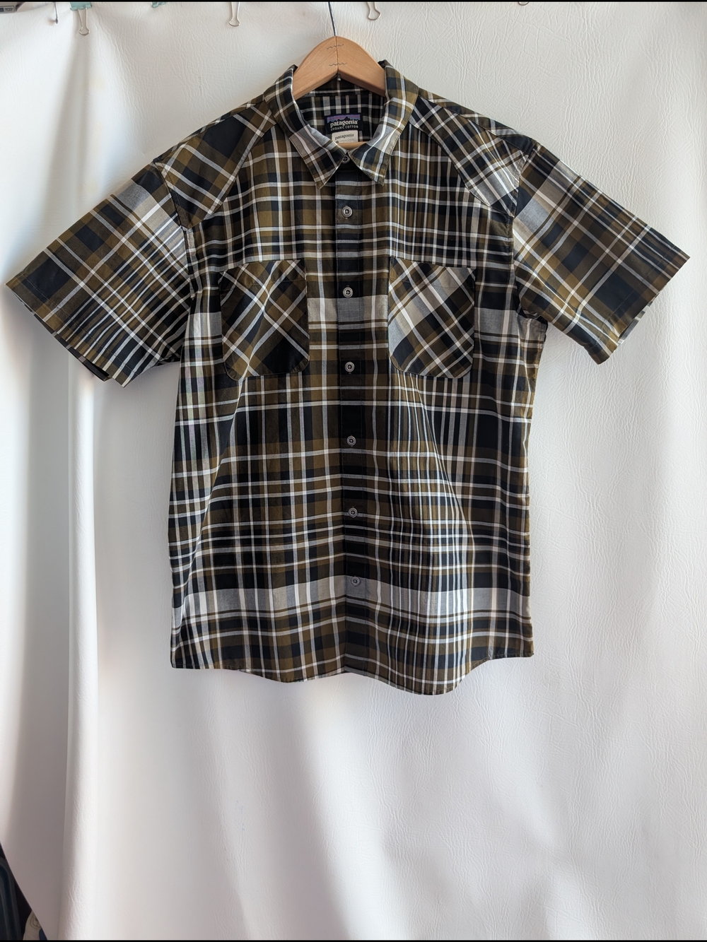 Patagonia Cotton Blend Short-Sleeve Plaid Button-Up Shirt Green Brown White L